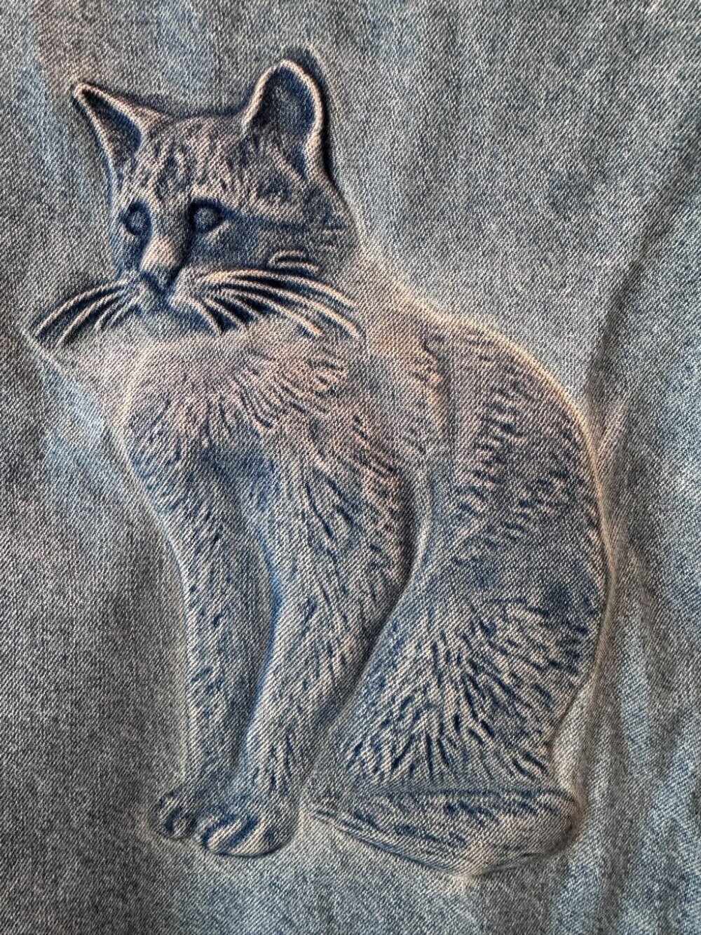 Vintage Made in USA Tyca 3D Embossed Cat Denim Cutoff Vest XL - Picture 3 of 5